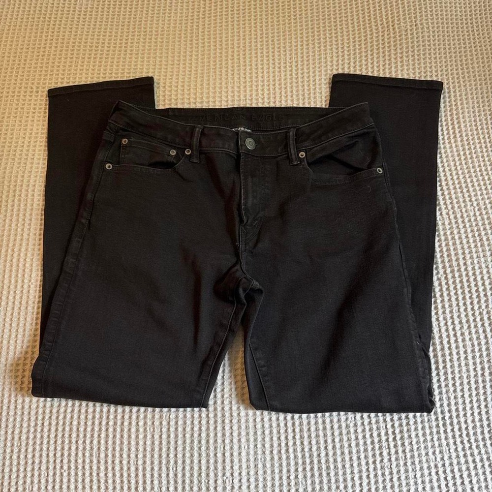 American Eagle Outfitters men's next level flex black jeans